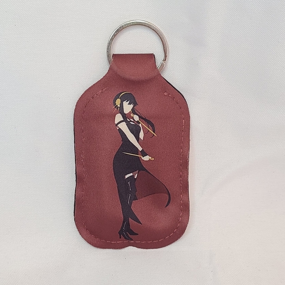 Yor Forger Hand Sanitizer Keychain - Picture 5 of 7
